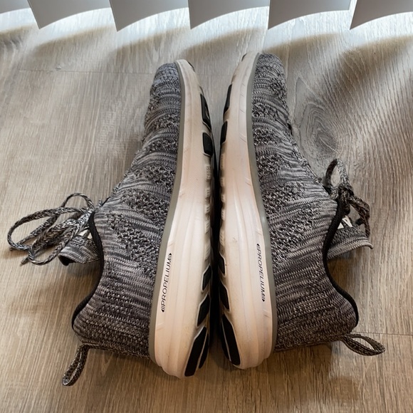 APL running sneakers - Picture 7 of 7